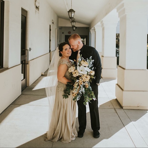 Meet your Posher, Sara - Picture 5 of 6